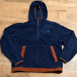 The North Face Dark Fleece Pullover